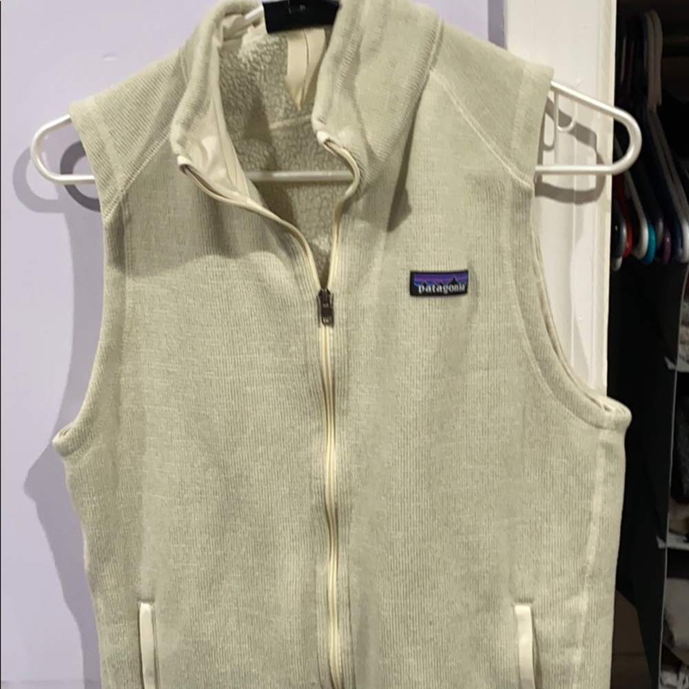 Off White Patagonia vest women’s medium